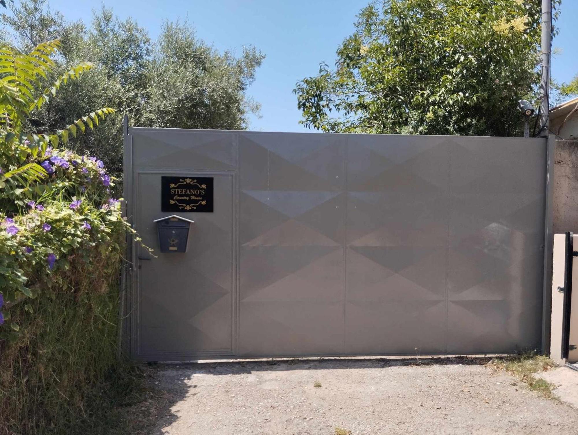 Stefano's Country House 1 * Chrissi Akti Chania